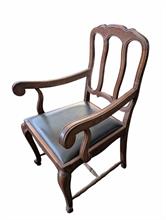 Lot 745