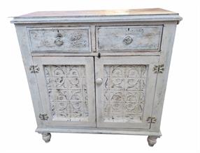 Lot 684