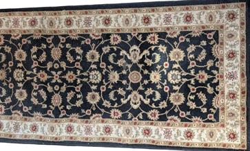 Lot 695